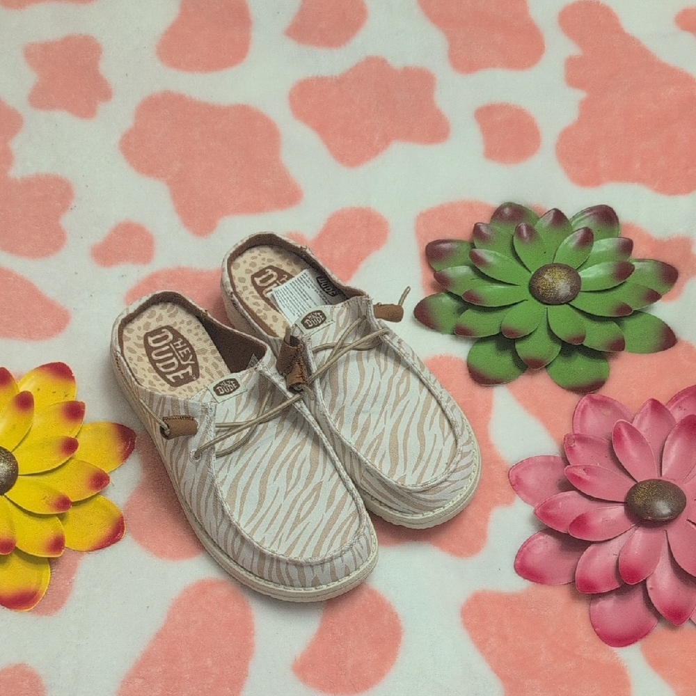 Hey Dude Women's Moccasins - Cream Zebra Print